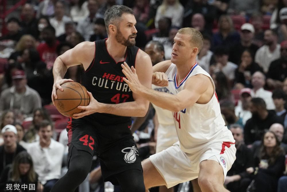 中展现出了 中展现出了